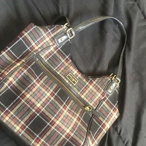 Tommy Hilfiger purse
